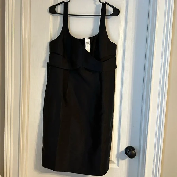 NWT Ann Taylor Little Black Dress with Sweetheart Neckline LBD - Size 12 NWT Ann Taylor Little Black Dress with Sweetheart Neckline LBD - Size 12